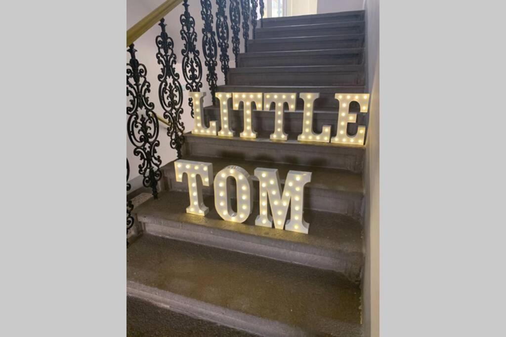 Little Tom Apartments 프라하 외부 사진