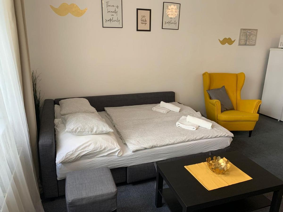 Little Tom Apartments 프라하 외부 사진