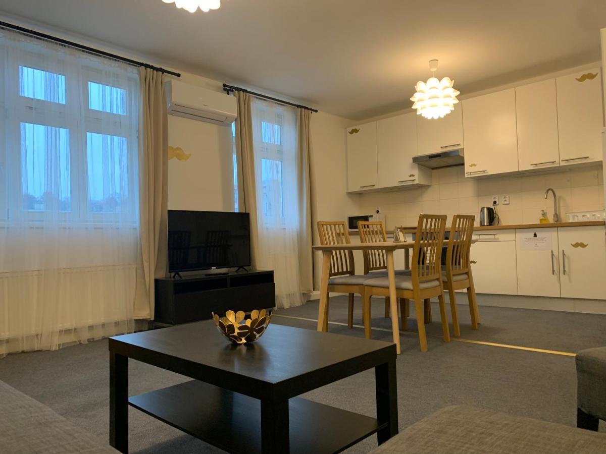 Little Tom Apartments 프라하 외부 사진