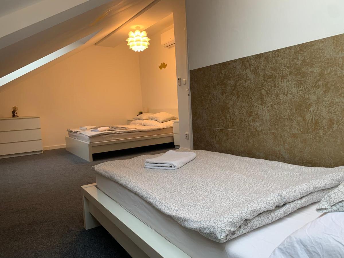 Little Tom Apartments 프라하 외부 사진